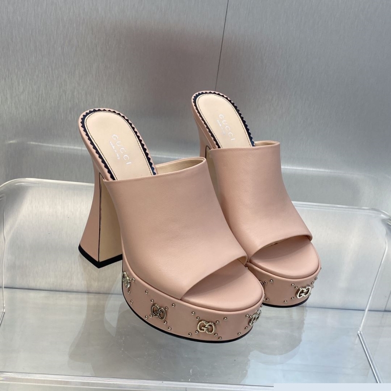 G*u*i high heels